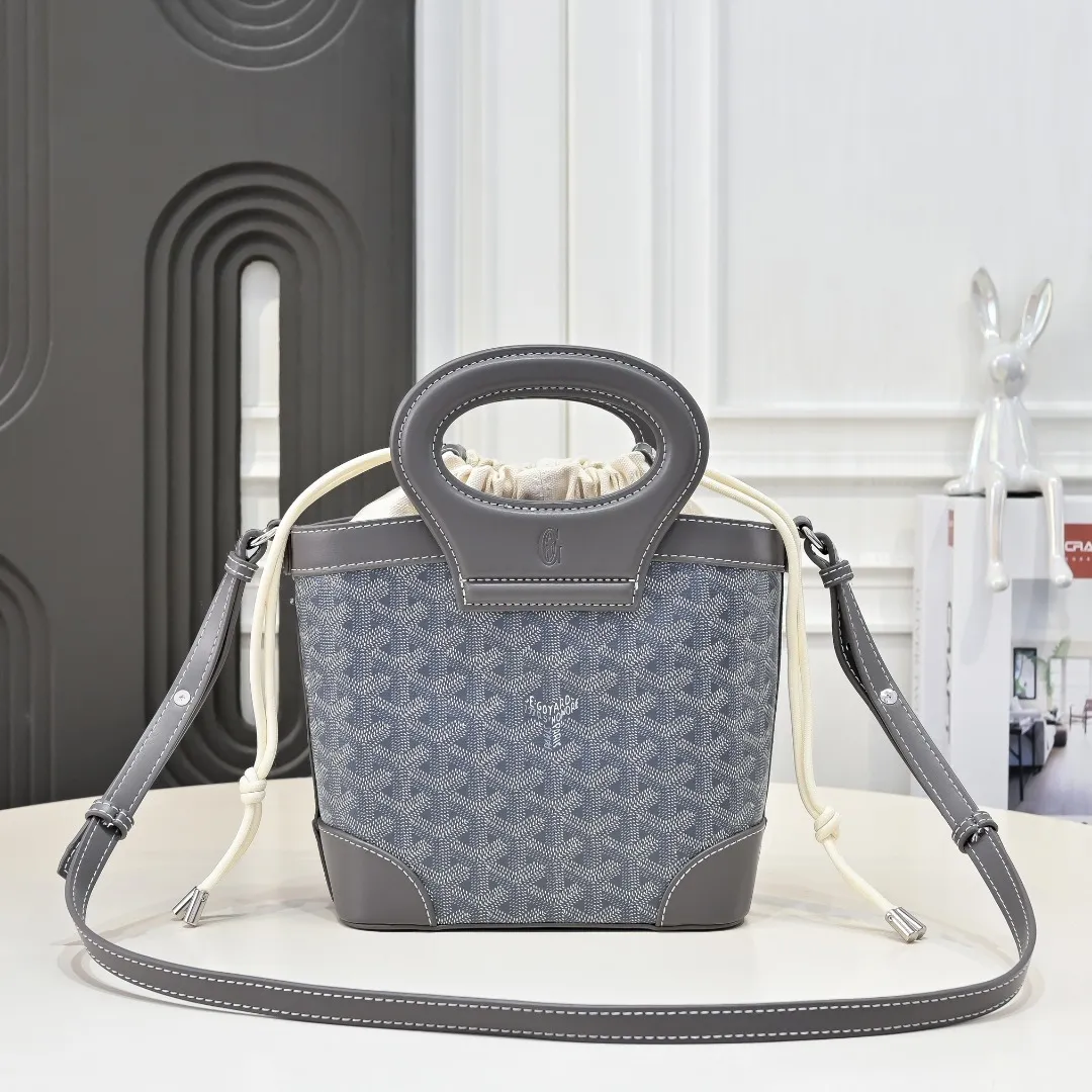 All Categories Official Website "Brand Women's Bags" Women's Bags 💙GOYARD 2026 New Goyard Crossbody Bag
