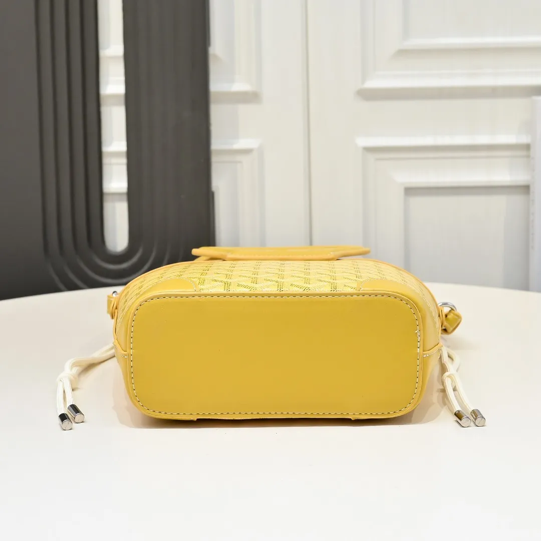 All Categories Official Website "Brand Women's Bags" Women's Bags 💙GOYARD 2026 New Goyard Crossbody Bag