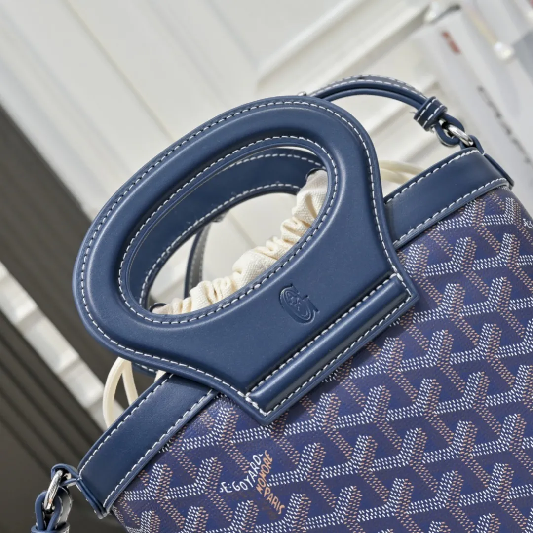 All Categories Official Website "Brand Women's Bags" Women's Bags 💙GOYARD 2026 New Goyard Crossbody Bag