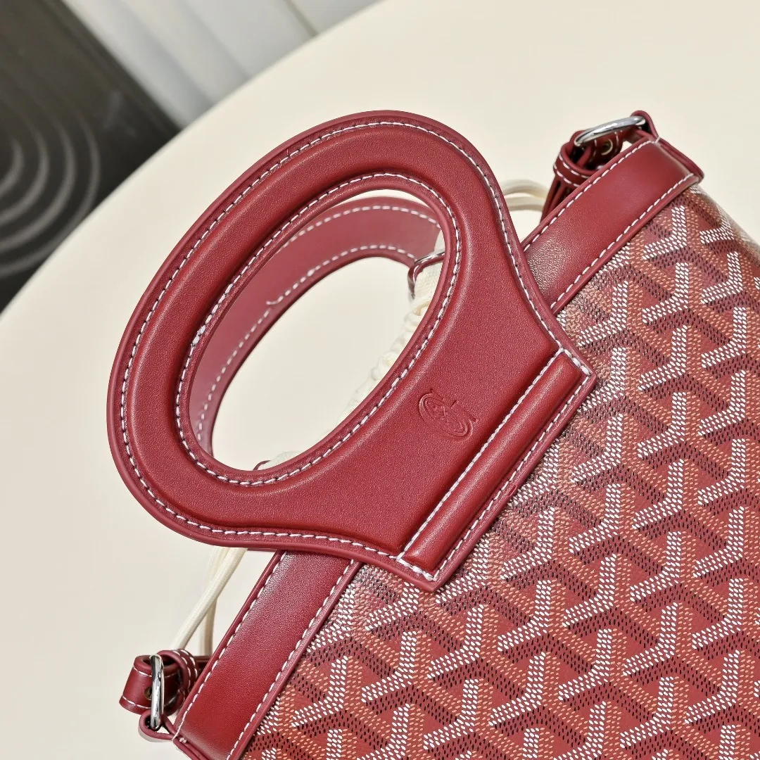 All Categories Official Website "Brand Women's Bags" Women's Bags 💙GOYARD 2026 New Goyard Crossbody Bag