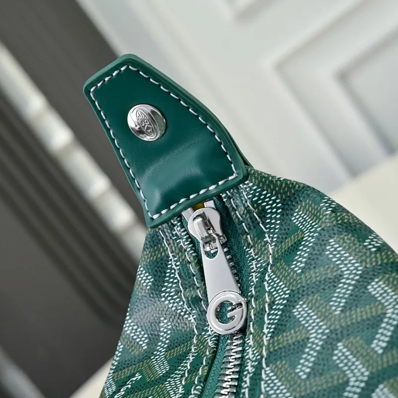 All Categories Official Website "Brand Women's Bags" Women's Bags 💙GOYARD 2026 New Goyard Crossbody Bag