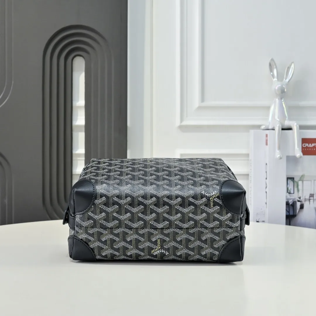 All Categories Official Website "Brand Women's Bags" Women's Bags 💙GOYARD 2026 New Goyard Crossbody Bag