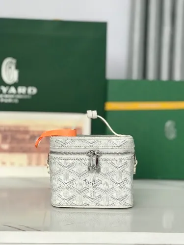 All Categories Official Website "Brand Women's Bags" Women's Bags 💙GOYARD 2025 New GOYARD Cosmetic Bag