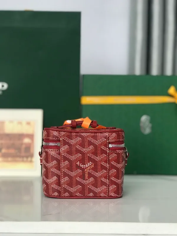 All Categories Official Website "Brand Women's Bags" Women's Bags 💙GOYARD 2025 New GOYARD Cosmetic Bag