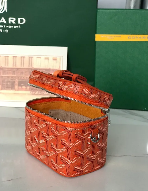 All Categories Official Website "Brand Women's Bags" Women's Bags 💙GOYARD 2025 New GOYARD Cosmetic Bag