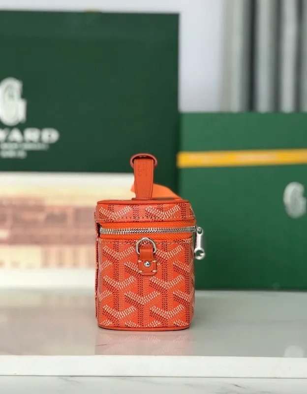 All Categories Official Website "Brand Women's Bags" Women's Bags 💙GOYARD 2025 New GOYARD Cosmetic Bag
