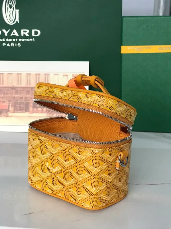 All Categories Official Website "Brand Women's Bags" Women's Bags 💙GOYARD 2025 New GOYARD Cosmetic Bag