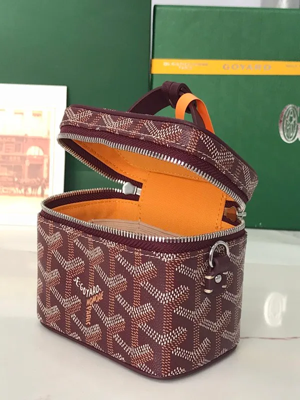 All Categories Official Website "Brand Women's Bags" Women's Bags 💙GOYARD 2025 New GOYARD Cosmetic Bag
