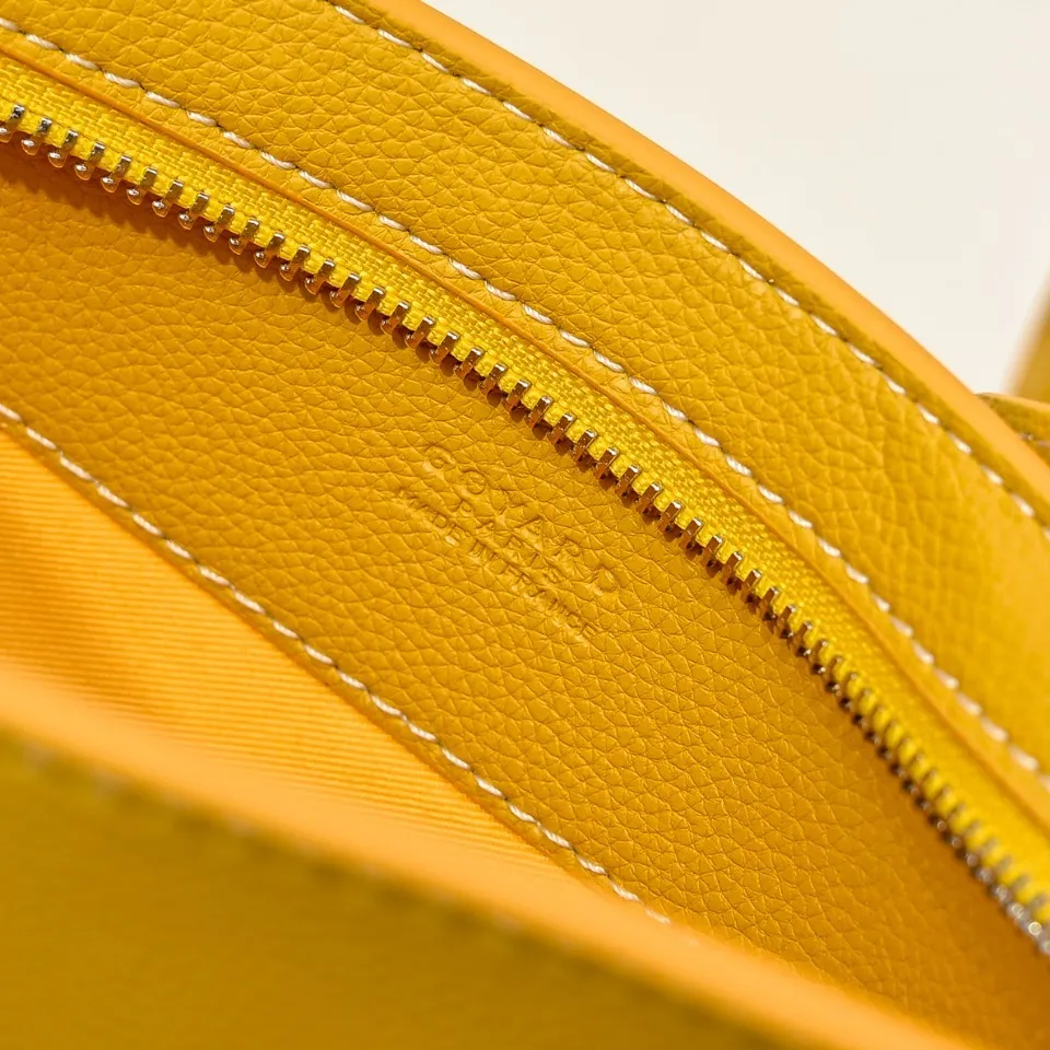 All Categories Official Website "Brand Women's Bags" Women's Bags 💙GOYARD 2026 New Goyard Crossbody Bag