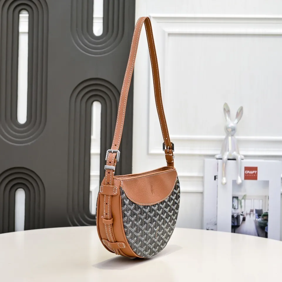 All Categories Official Website "Brand Women's Bags" Women's Bags 💙GOYARD 2026 New Goyard Crossbody Bag