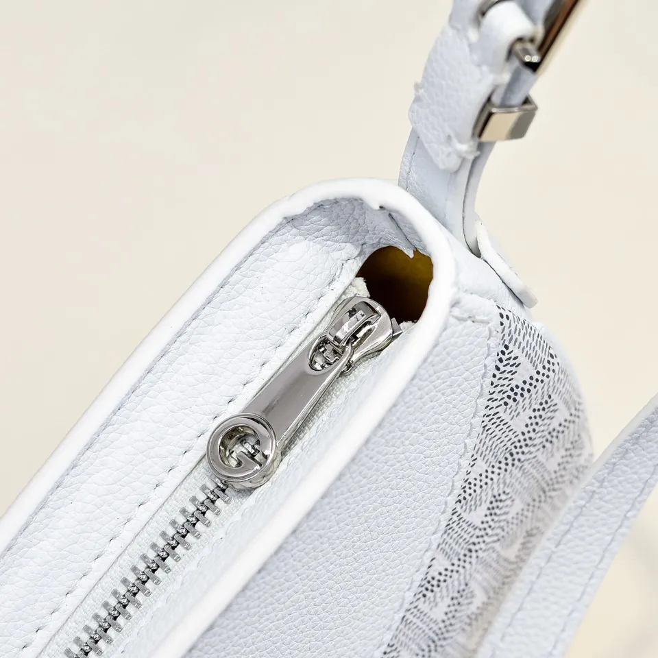 All Categories Official Website "Brand Women's Bags" Women's Bags 💙GOYARD 2026 New Goyard Crossbody Bag