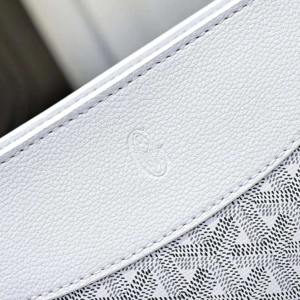 All Categories Official Website "Brand Women's Bags" Women's Bags 💙GOYARD 2026 New Goyard Crossbody Bag