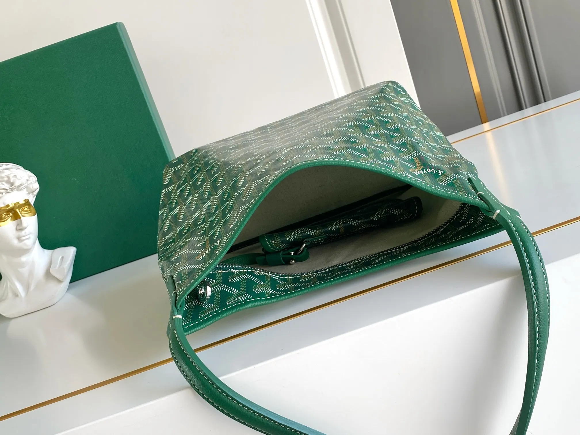 All Categories Official Website "Brand Women's Bags" Women's Bags 💙GOYARD 2026 New Goyard Underarm Bag