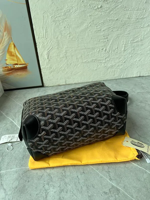 All Categories Official Website "Brand Women's Bags" Women's Bags 💙GOYARD 2026 New Goyard Crossbody Bag