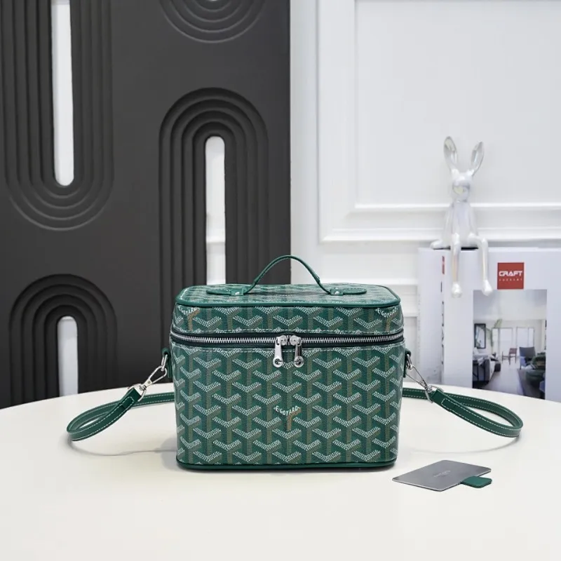 All Categories Official Website "Brand Women's Bags" Women's Bags 💙GOYARD 2026 New Goyard Cosmetic Bag