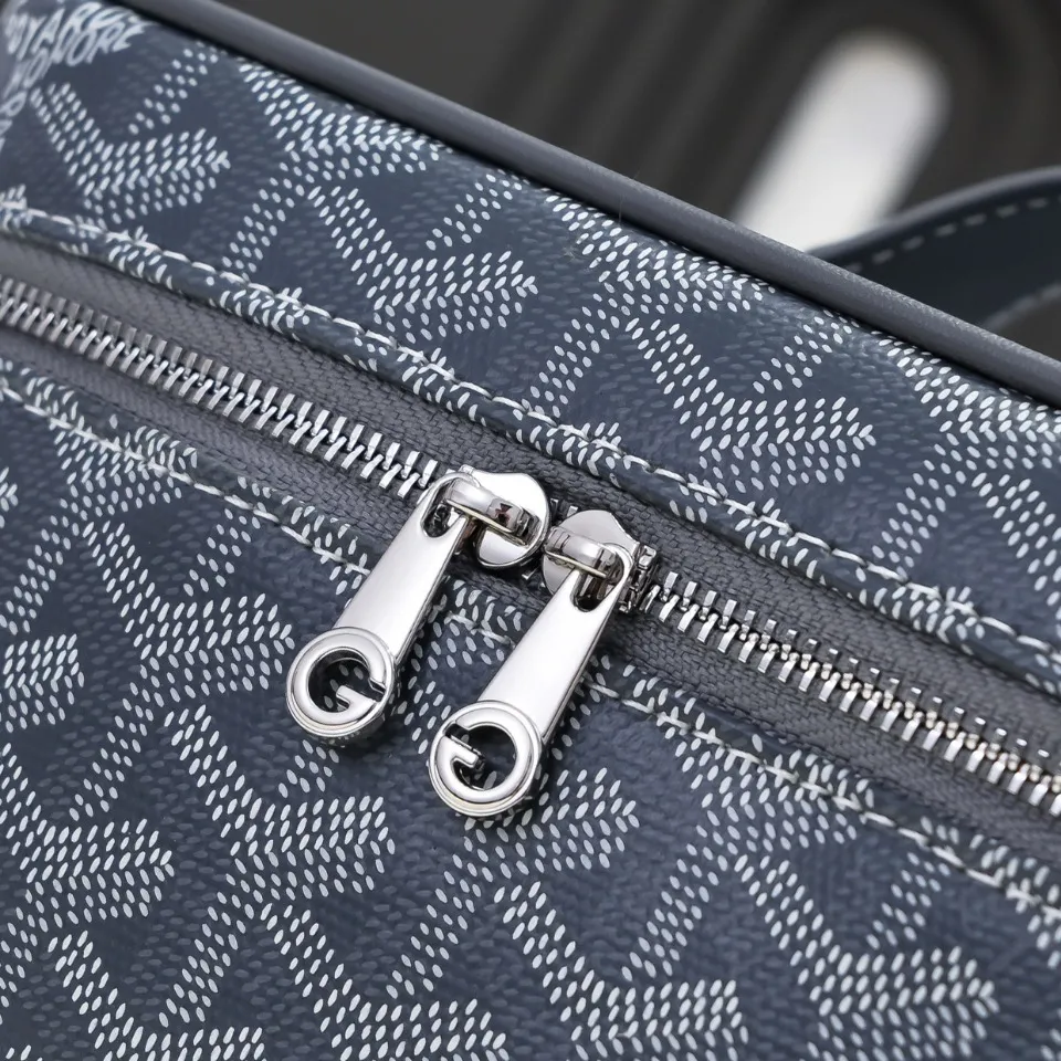 All Categories Official Website "Brand Women's Bags" Women's Bags 💙GOYARD 2026 New Goyard Cosmetic Bag