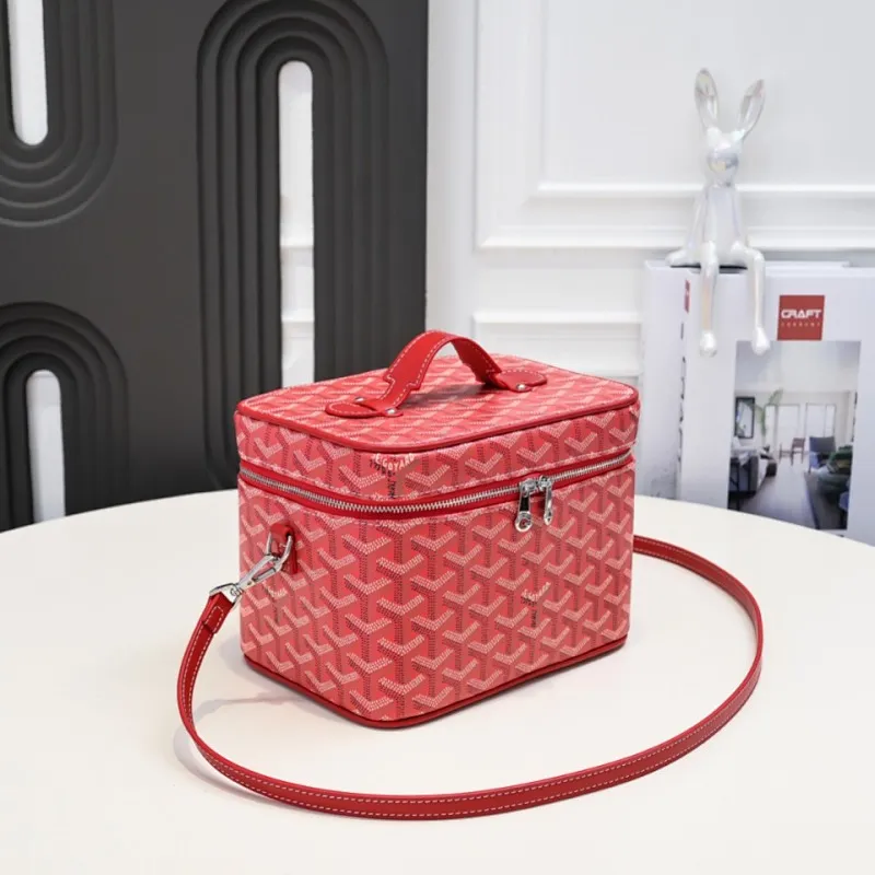 All Categories Official Website "Brand Women's Bags" Women's Bags 💙GOYARD 2026 New Goyard Cosmetic Bag