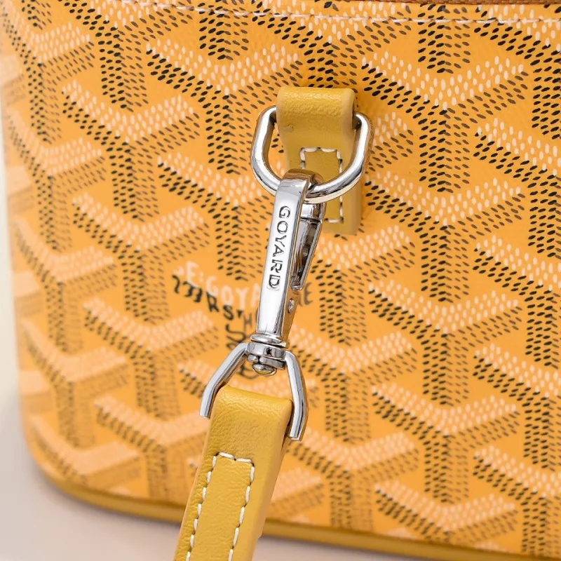 All Categories Official Website "Brand Women's Bags" Women's Bags 💙GOYARD 2026 New Goyard Cosmetic Bag