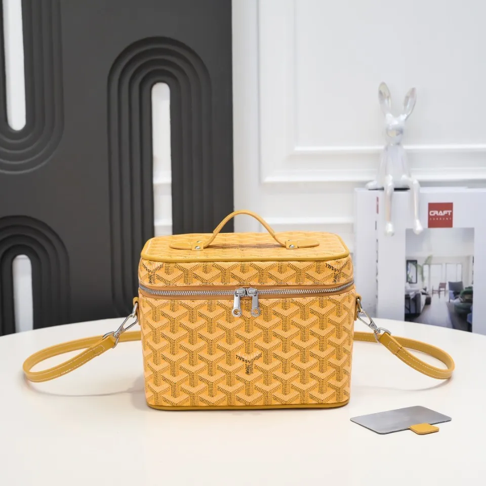 All Categories Official Website "Brand Women's Bags" Women's Bags 💙GOYARD 2026 New Goyard Cosmetic Bag