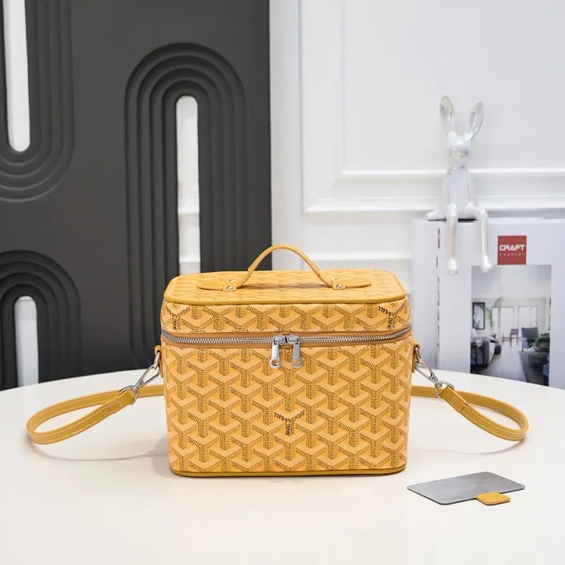 All Categories Official Website "Brand Women's Bags" Women's Bags 💙GOYARD 2026 New Goyard Cosmetic Bag