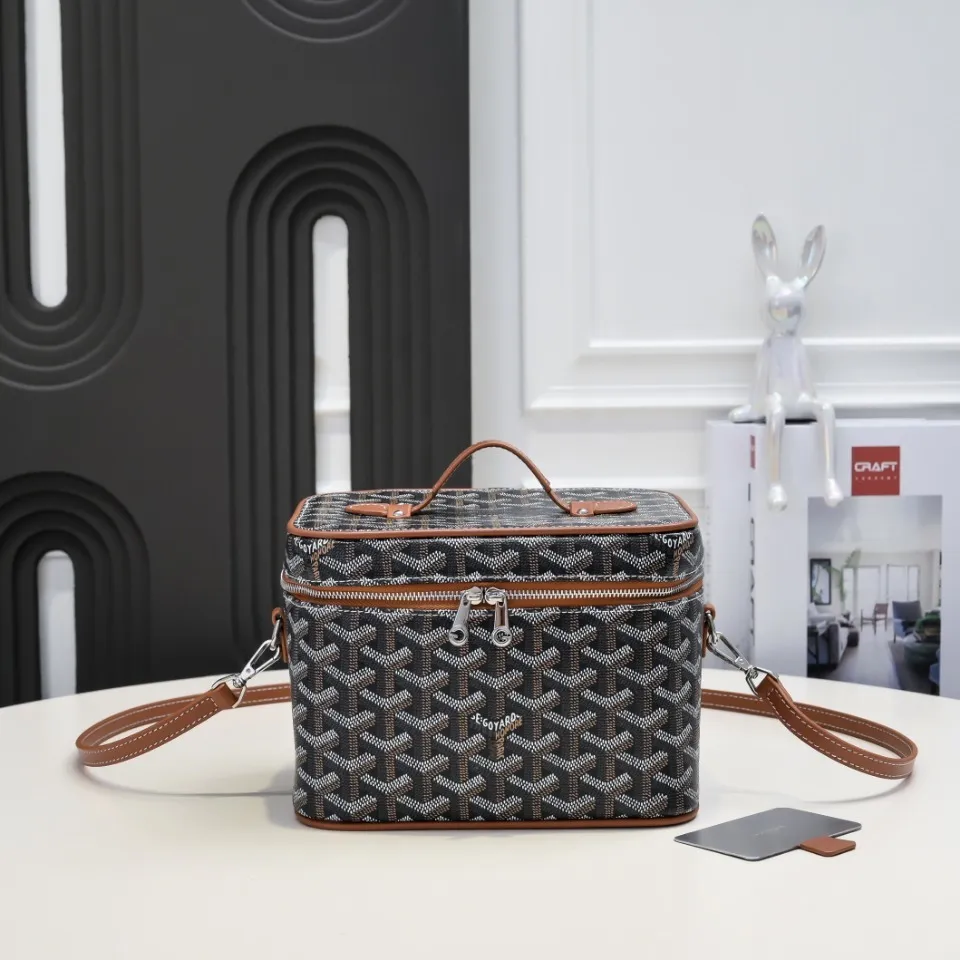 All Categories Official Website "Brand Women's Bags" Women's Bags 💙GOYARD 2026 New Goyard Cosmetic Bag