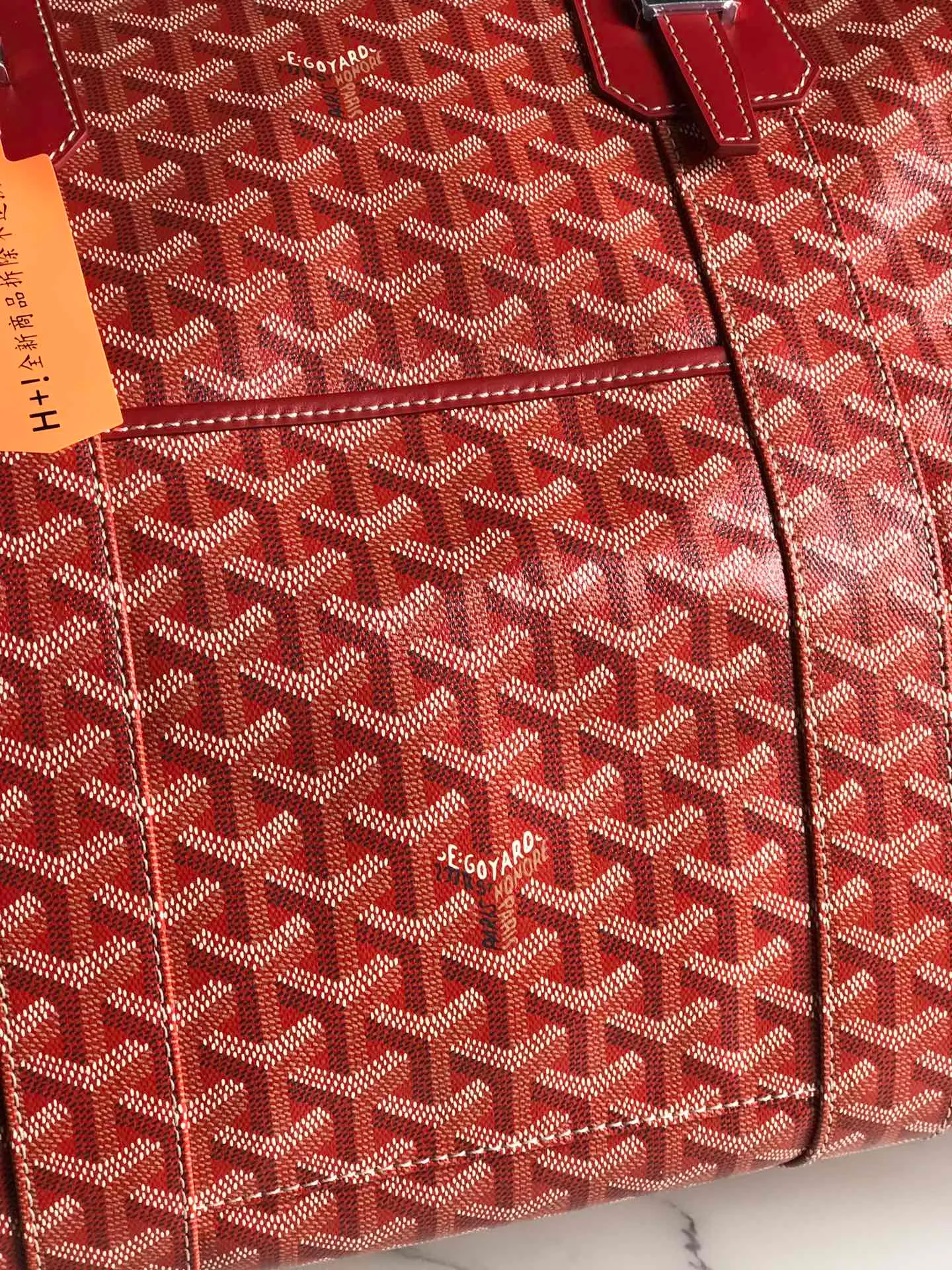 1250💝Boeing travel bag (length 55cm) is very suitable for friends who carry many items. It can be used in the cabin or as a luggage bag. The extra large capacity can hold all kinds of winter clothes, shoes, cosmetic bags... The handles made of first-layer cowhide ensure comfort when carrying, and the length is adjustable. Opening the side wings on both sides of the opening can increase the capacity. (Delivery tag) Size: 55cm x 32cm x 22cm 🔎020156