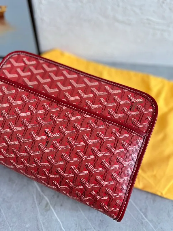 All categories Official website "Brand Women's Bags" Women's Bags 💙GOYARD 2025 new GOYARD toiletry bag