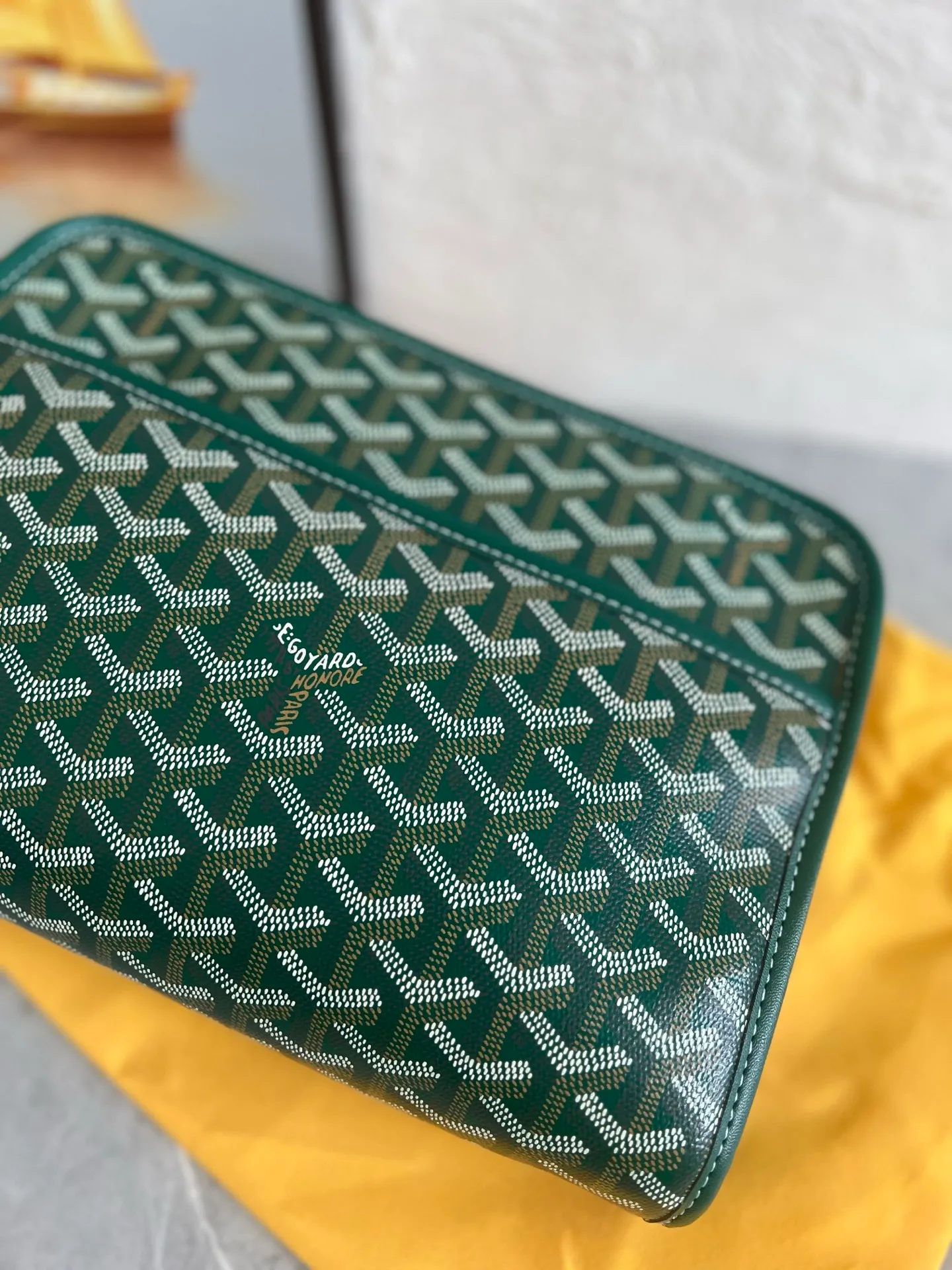 All categories Official website "Brand Women's Bags" Women's Bags 💙GOYARD 2025 new GOYARD toiletry bag