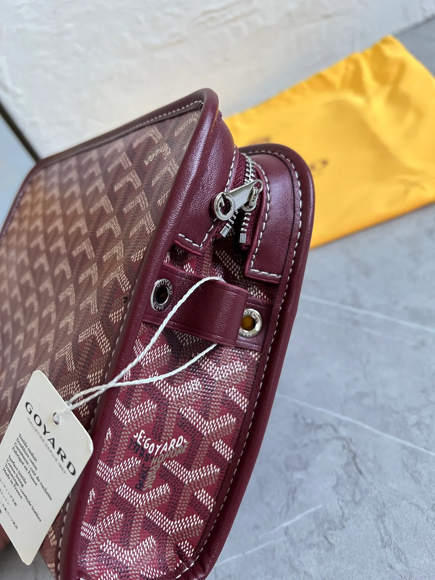 All categories Official website "Brand Women's Bags" Women's Bags 💙GOYARD 2025 new GOYARD toiletry bag