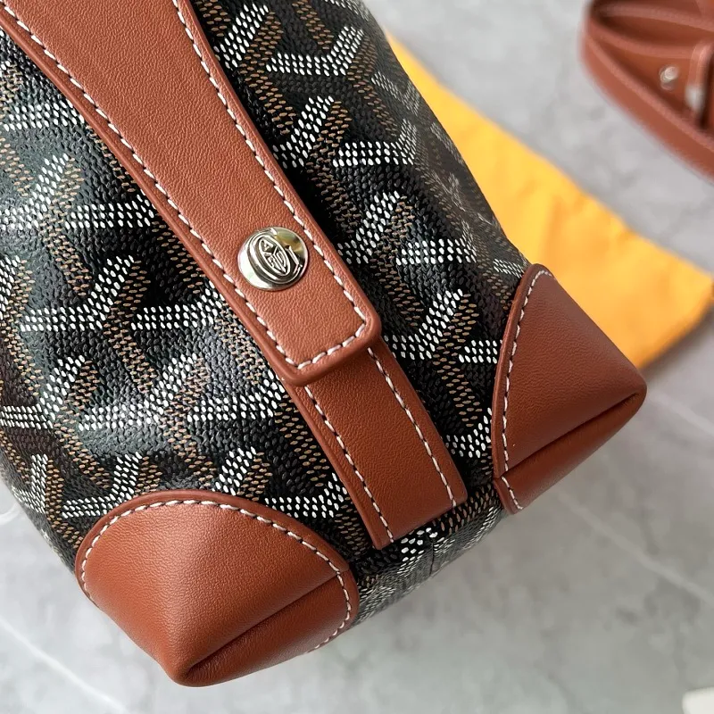 All Categories Official Website "Brand Women's Bags" Women's Bags 💙GOYARD 2026 New Goyard Crossbody Bag