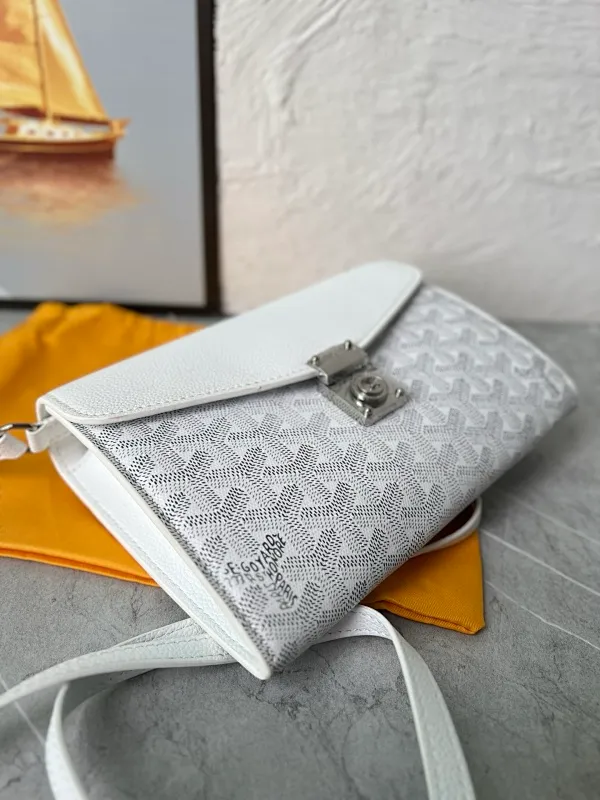 All Categories Official Website "Brand Women's Bags" Women's Bags 💙GOYARD 2025 New GOYARD Crossbody Bag