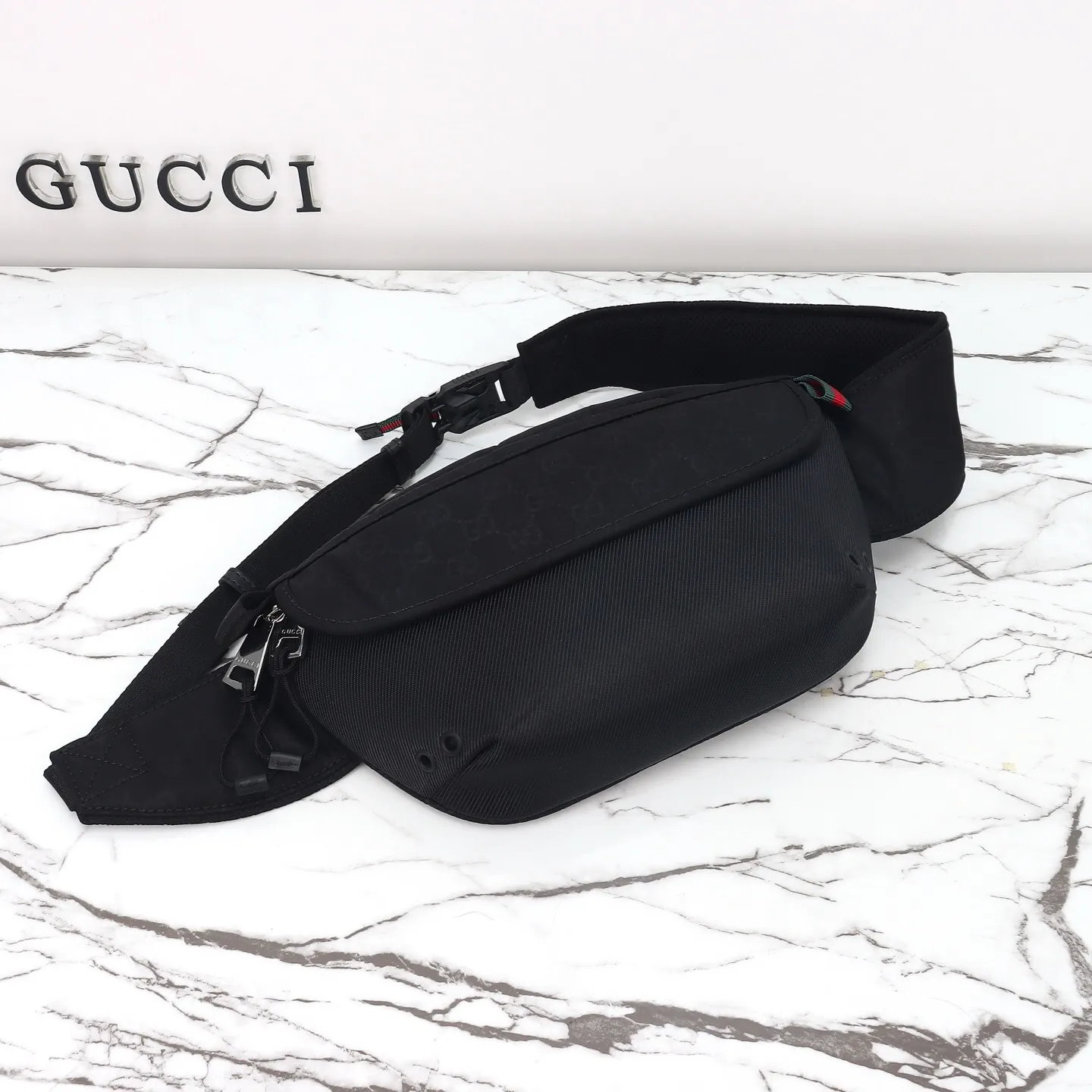 All categories 💚 Top version men’s bags 💚 GUCCI 2025 new GUCCI waist bag