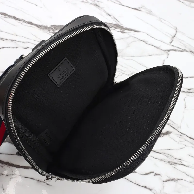 All categories 💚 Top version men’s bags 💚 GUCCI 2025 new GUCCI chest bag