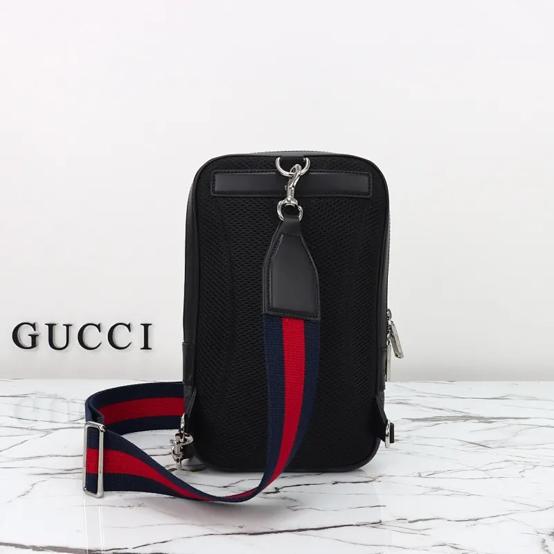 All categories 💚 Top version men’s bags 💚 GUCCI 2025 new GUCCI chest bag