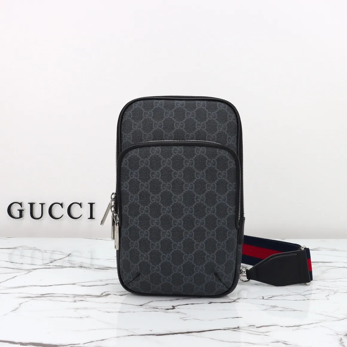 All categories 💚 Top version men’s bags 💚 GUCCI 2025 new GUCCI chest bag