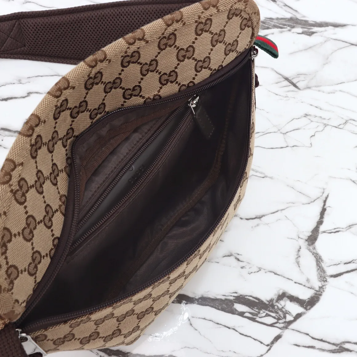 All categories 💚 Top version men’s bags 💚 GUCCI 2025 new GUCCI waist bag