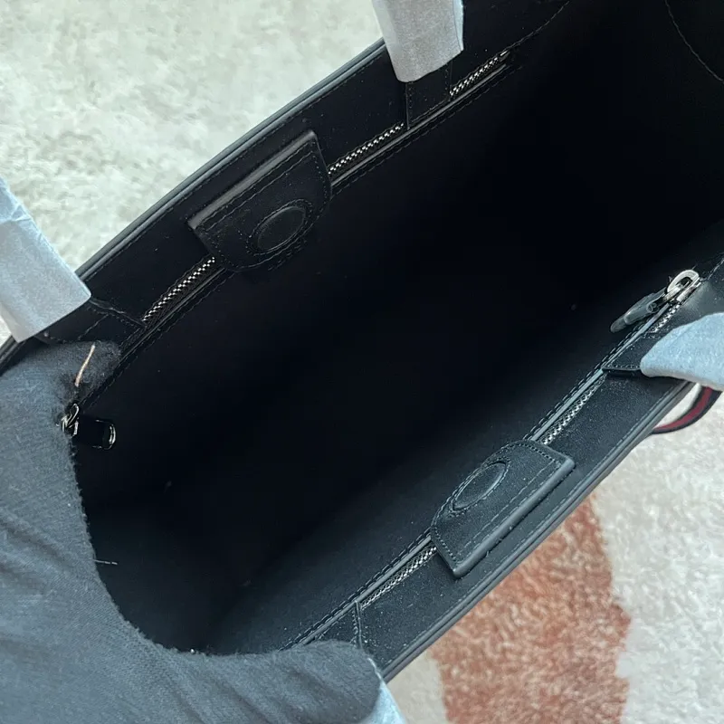 All categories 💚 Top version men’s bags 💚 GUCCI 2023 new GUCCI crossbody bag