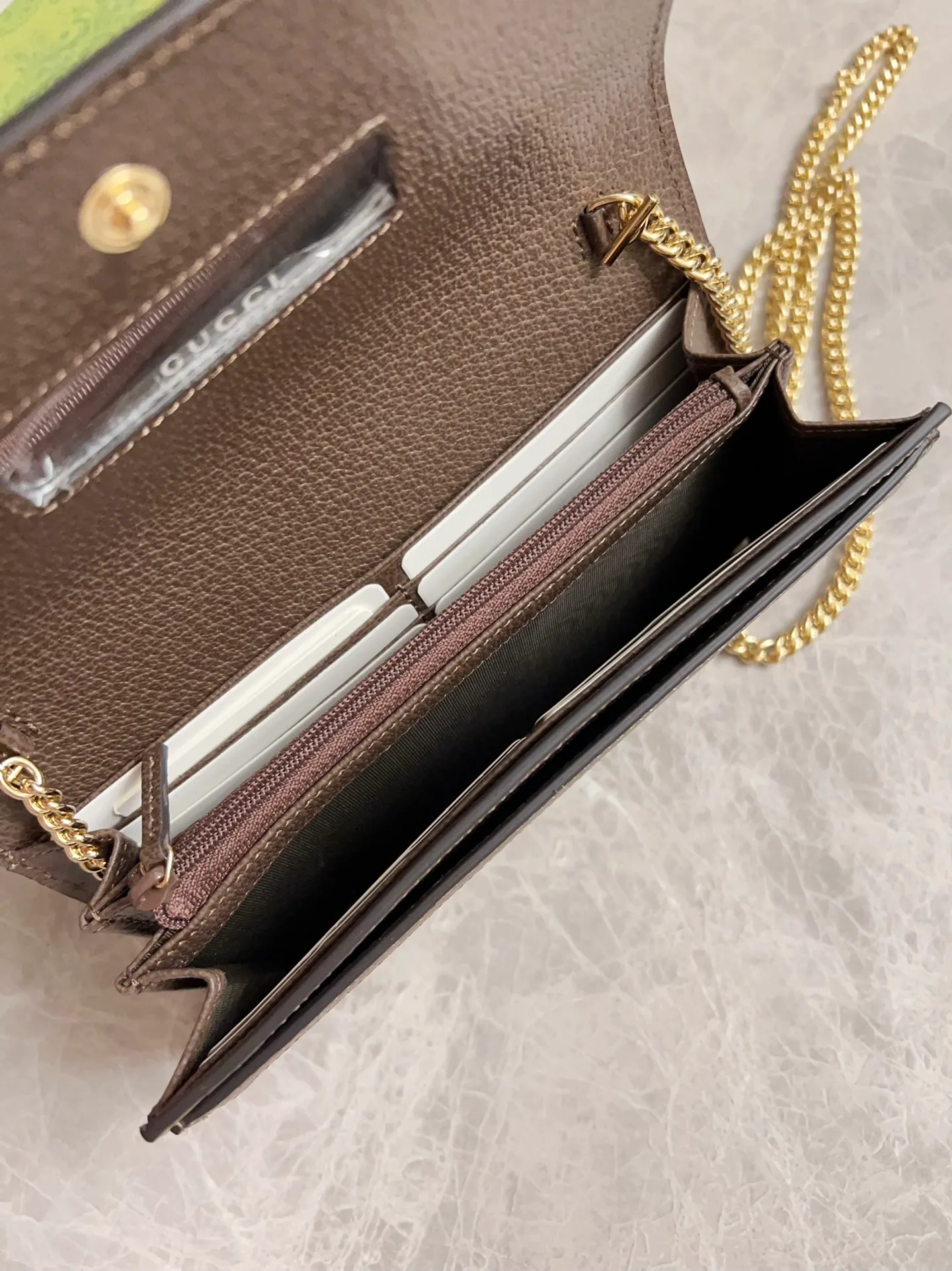 💰640🇭🇺🇭🇺The latest chain bag in the Ophidia series! 🍉🍉Fabric GG Supreme beige and brown cowhide leather finish, light gold Double G hardware! 🍉🍉Built-in small mirror, removable chain, 🍉🍉Model: 772309, size: 19x 10x 3cm (original product)