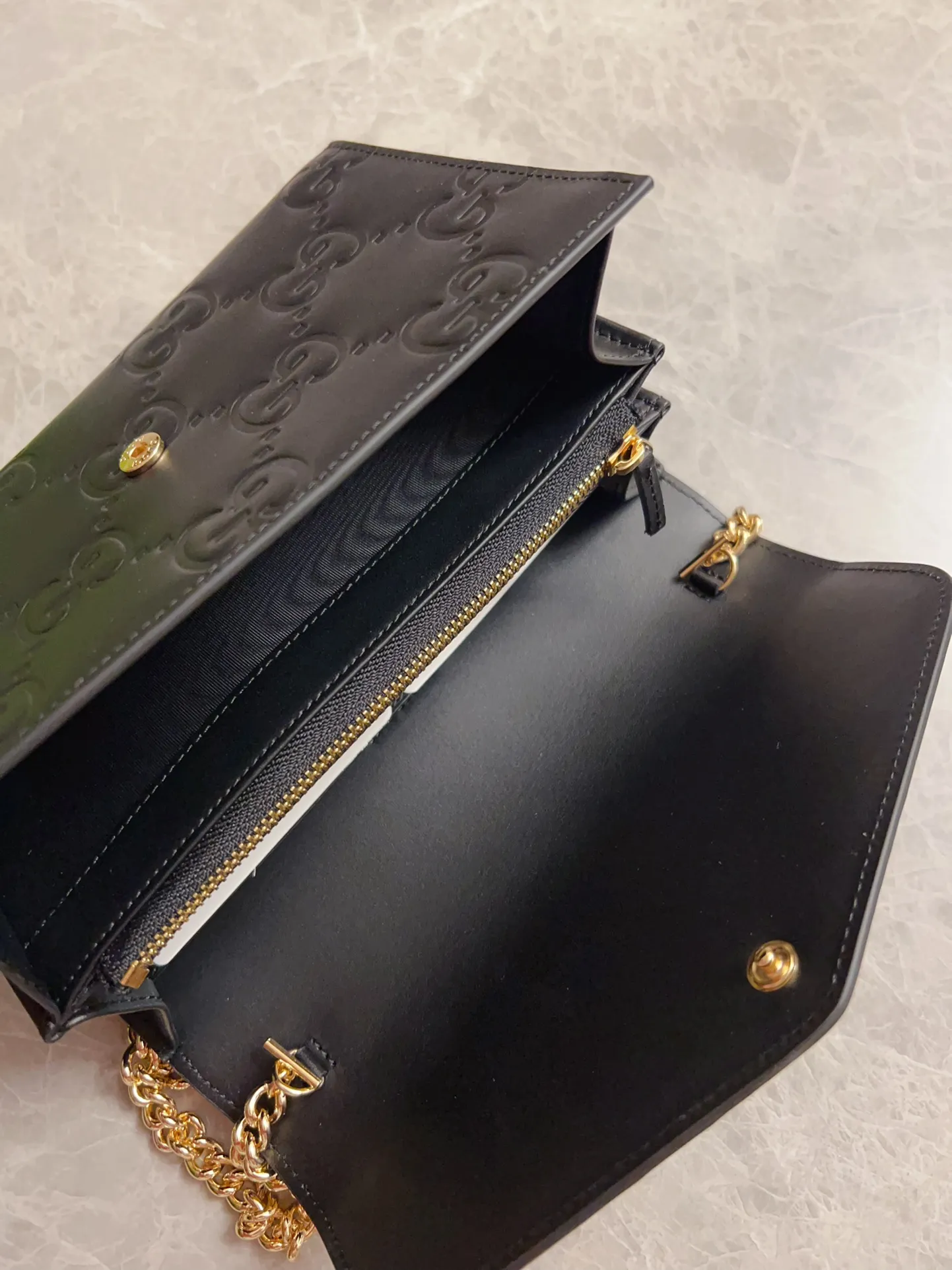 💰700🇭🇺🇭🇺gucci's latest chain bag, 🪅🪅counter quality, top-quality original goods, real photos! 🪅🪅Model number: 781555, gram color embossed, size: width 20X height 13X side width 6