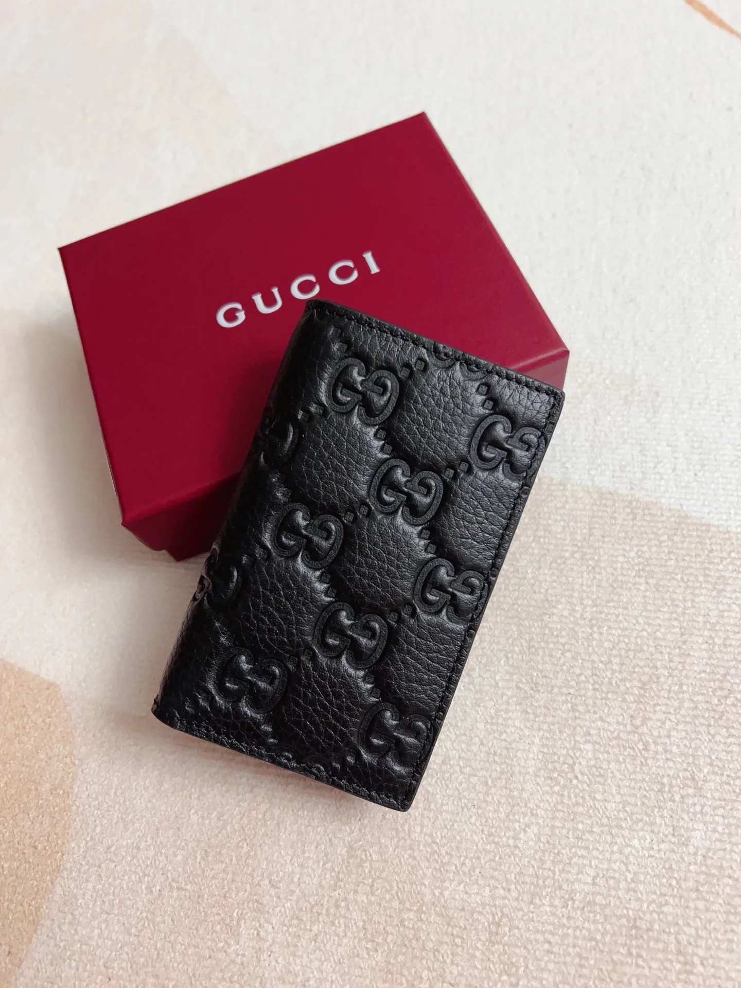 💰330 🇭🇺🇭🇺New GG Emblem series super soft pink embossed/full leather wallet! 💋💋Model: 835011, size: 12x7.5cm