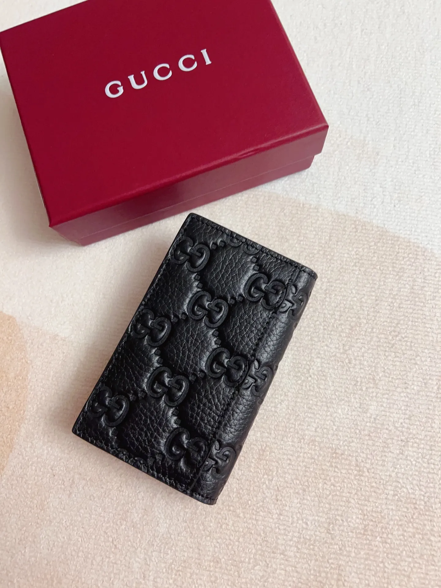 💰330 🇭🇺🇭🇺New GG Emblem series super soft pink embossed/full leather wallet! 💋💋Model: 835011, size: 12x7.5cm