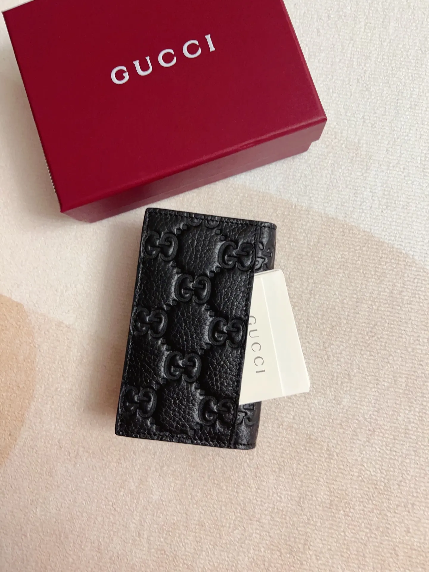 💰330 🇭🇺🇭🇺New GG Emblem series super soft pink embossed/full leather wallet! 💋💋Model: 835011, size: 12x7.5cm