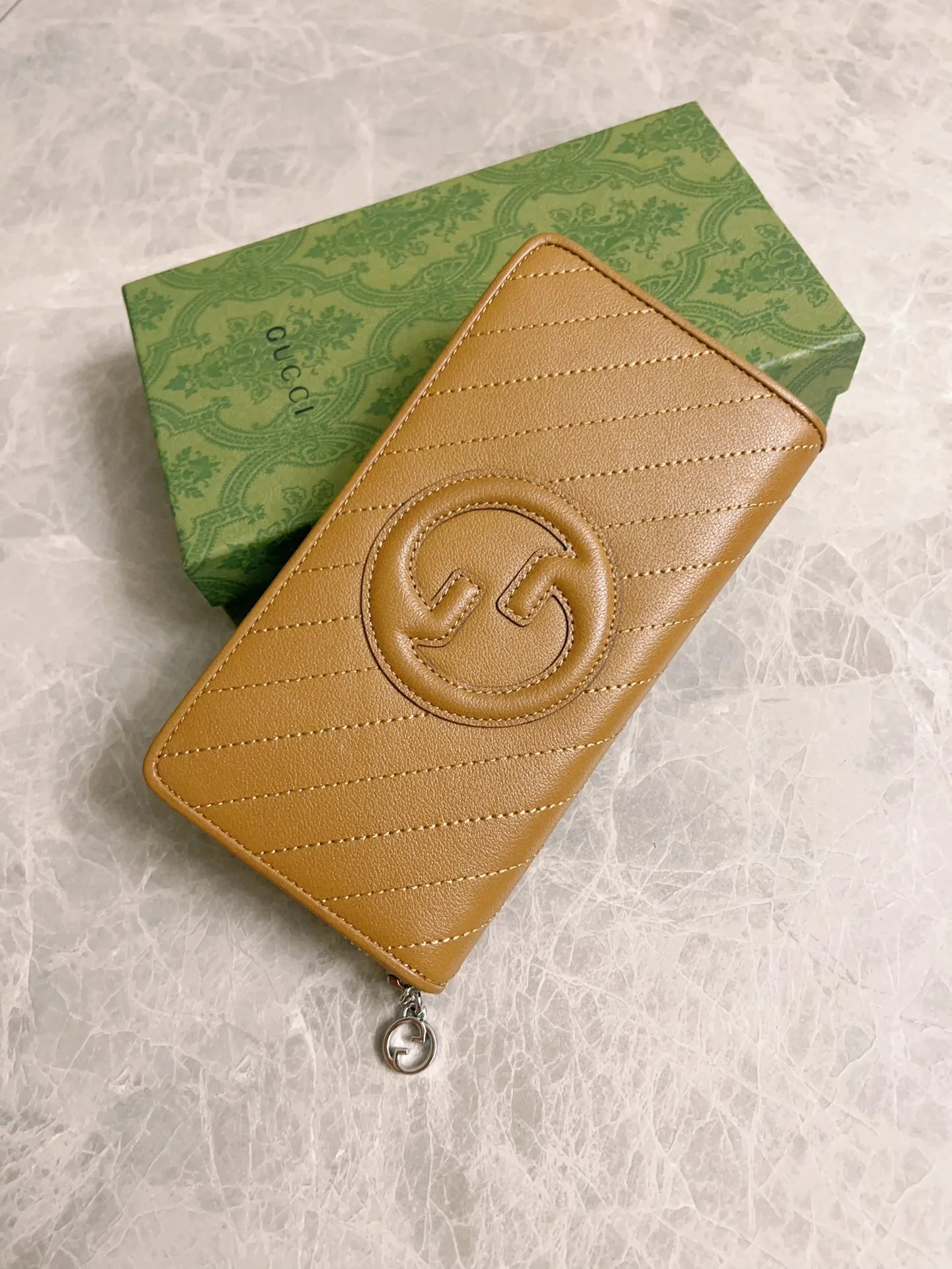 💰480🇭🇺🇭🇺Gucci Blondie series full zipper wallet Model: 760312 Size: 11 (length) x 19.5 (width) x 3cm (thickness) Color: brown/original leather. Made in Italy
