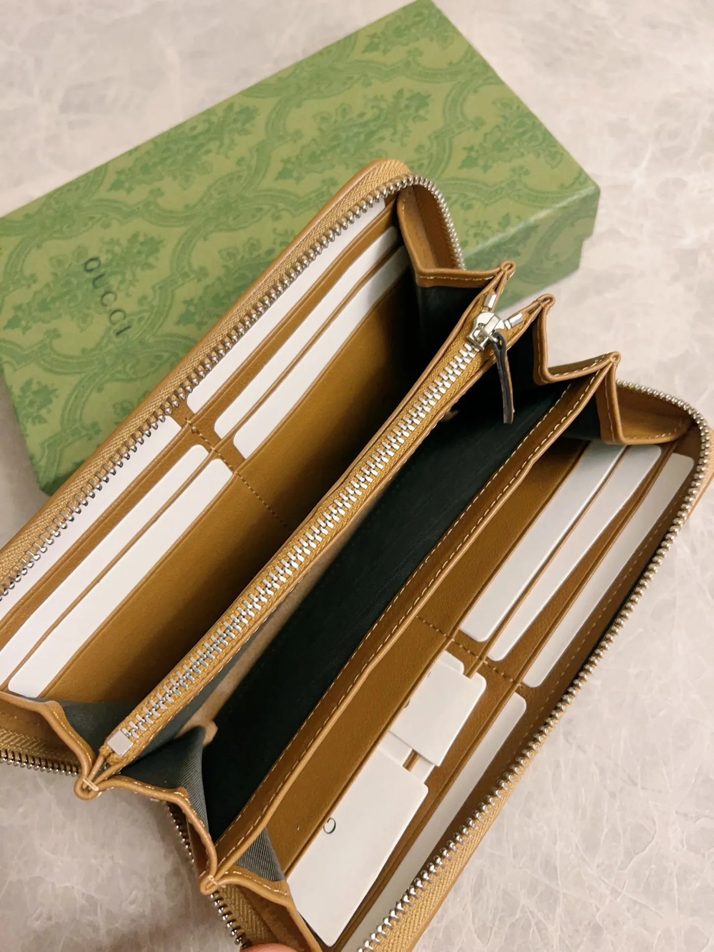 💰480🇭🇺🇭🇺Gucci Blondie series full zipper wallet Model: 760312 Size: 11 (length) x 19.5 (width) x 3cm (thickness) Color: brown/original leather. Made in Italy
