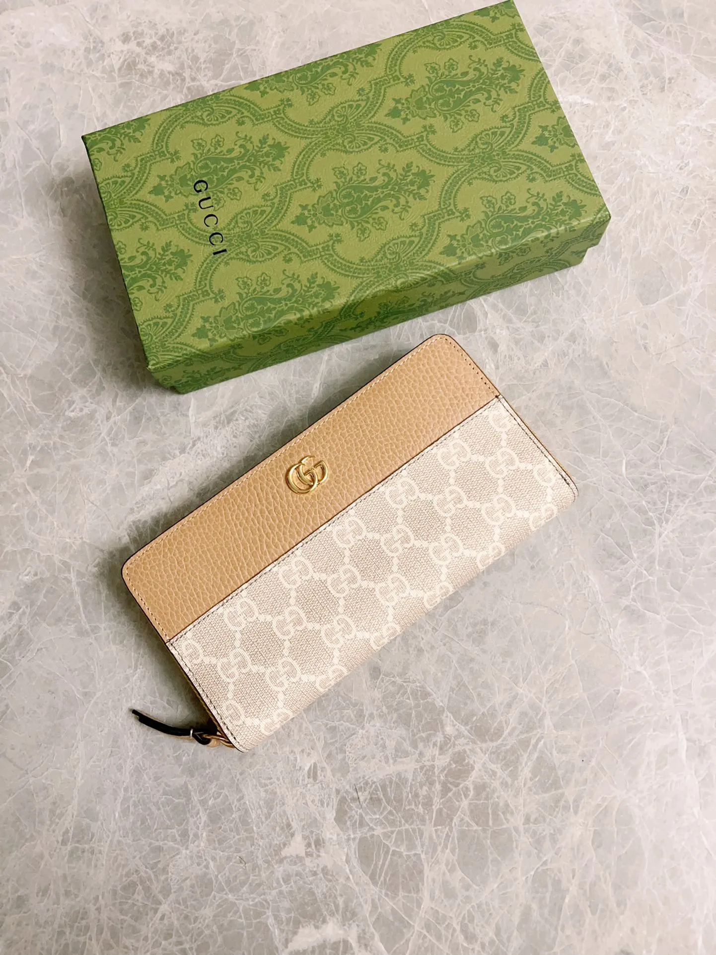 💰420 🇭🇺🇭🇺gucci new product! Using imported original leather and imported thread,‼ ️The new Ophidia series❣ Made of calfskin imported from Italy, equipped with classic double G hardware, a new style and contour support are now available. A structural shape in which the inner side is divided into intervals. 😘Made from top overseas hardware, 💍Model: 456117, Color: Khaki PVC, Size: W19xH10xD2.5cm