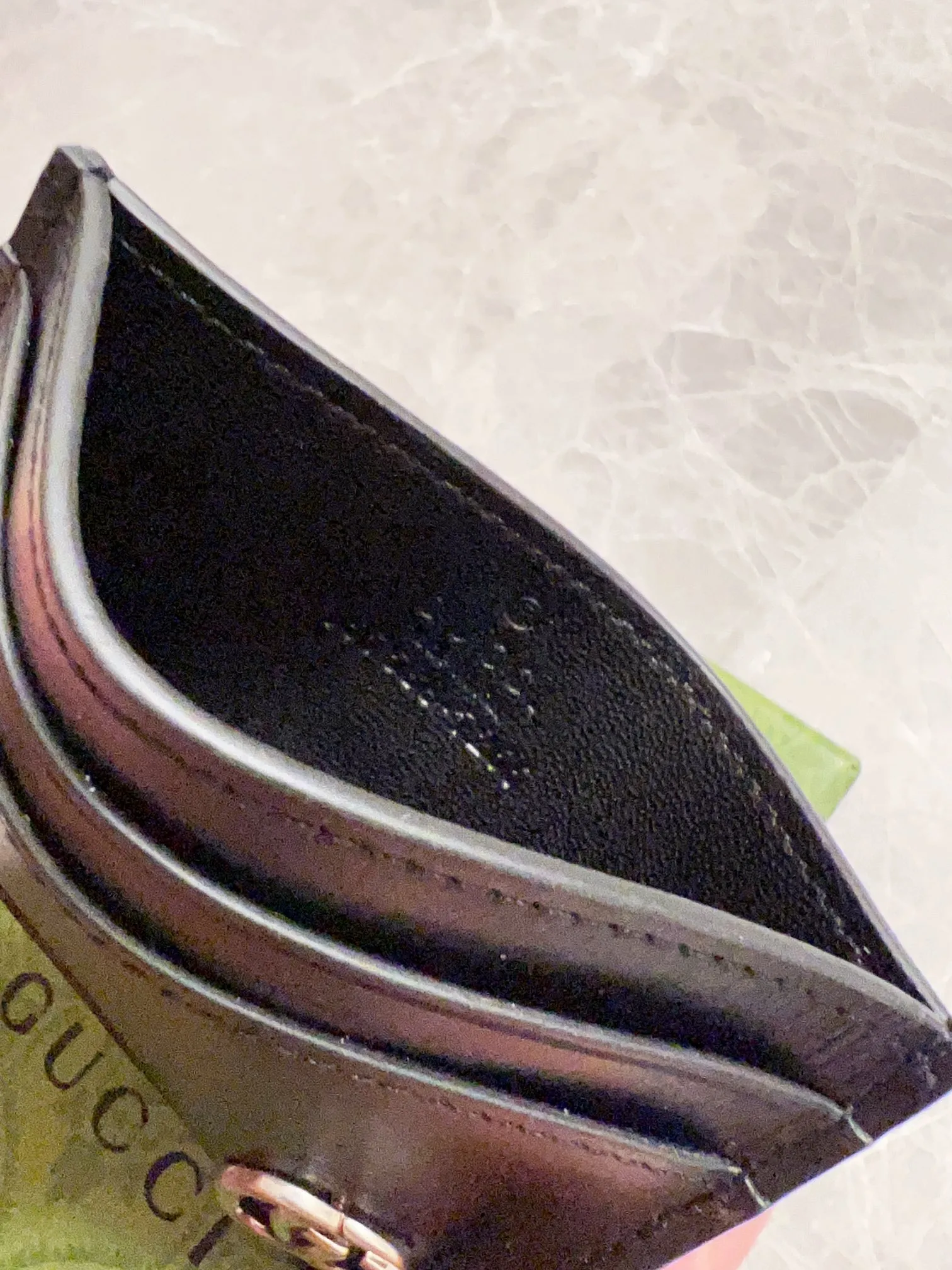 💰220🇭🇺🇭🇺The latest version of the GG marmont card holder at the counter🧃🧃Model: 657588, Color: Gram, antique silver double G logo🧃🧃Imported original toothpick pattern leather, perfect to the extreme,🧃🧃Exclusive real-life photos 🧃🧃Size: 11x7cm
