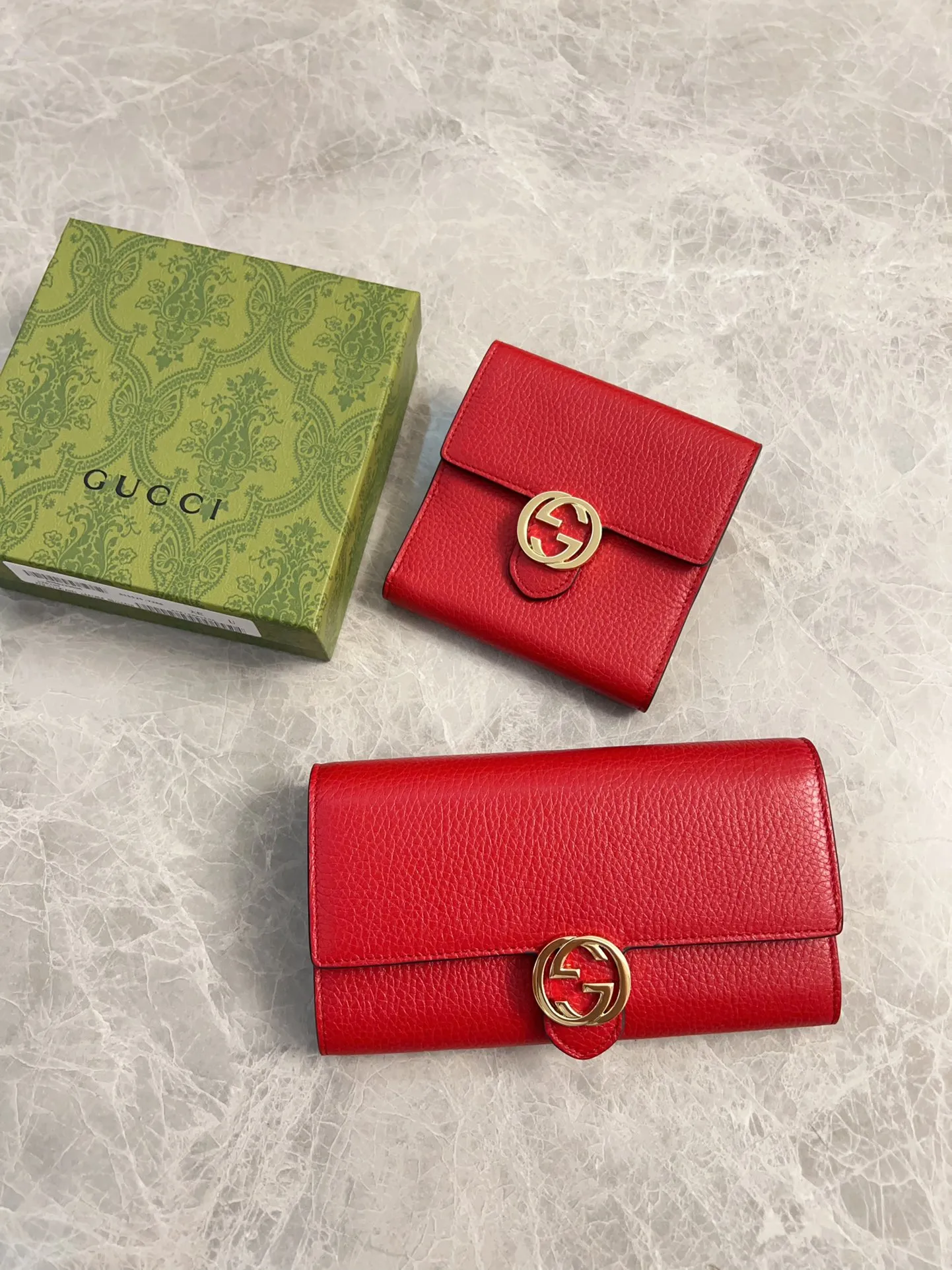 💰440 🇭🇺🇭🇺The latest model original Ferrari leather ~ pressed large G🌷🌷original double G hardware 🌷🌷exquisite oil edges! Model: 615525 Size: 12x11x3cm 🌷🌷Color: bright red