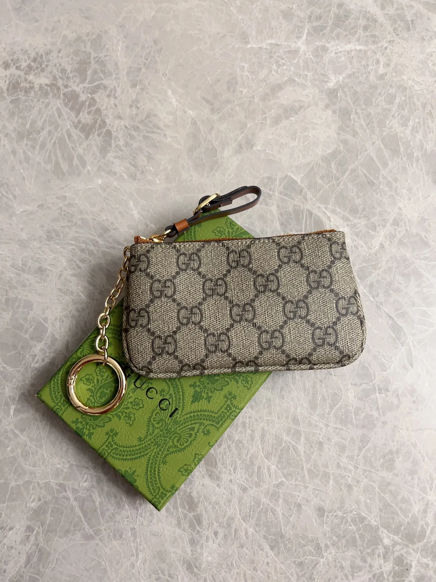 💰320 🇮🇹🇮🇹Gucci’s latest GG Supreme premium PVC with original cowhide small wallet/key bag/lipstick bag🌾🌾Model: 819113, size: 12×7.5cm