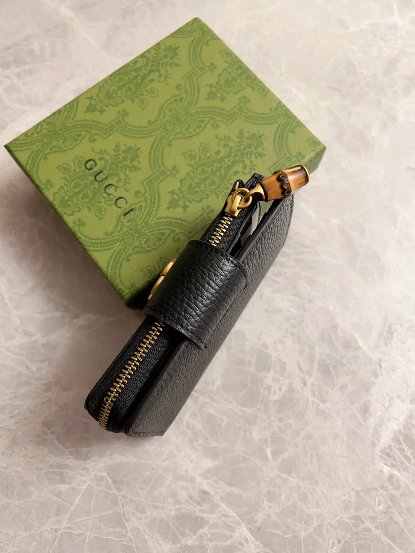 💰420 🇭🇺🇭🇺GG Marmont series card holder has arrived! Exquisite and generous! Model: 739498 Dimensions: 13x8.5x2cm. Color: black/burgundy/brown/original leather.