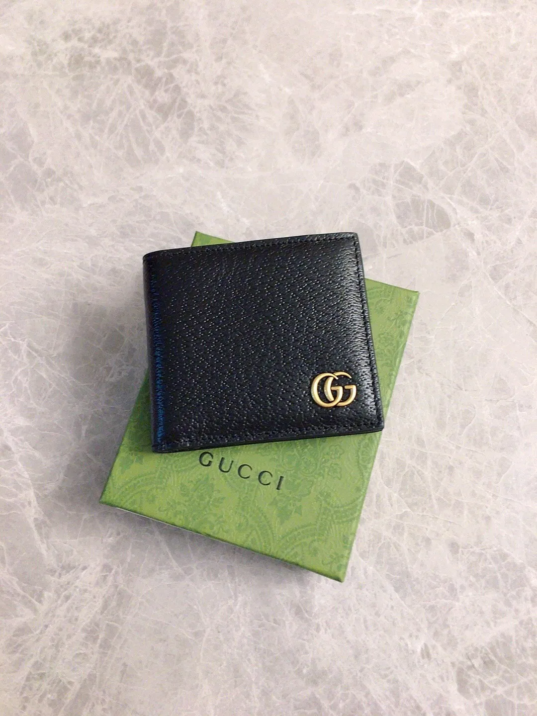 💰280🇭🇺🇭🇺The latest version of the GG marmont short wallet at the counter🚇🚇Model: 428726, Color: Gram, Bronze Double G logo🚇🚇Imported original pig grain leather is perfect to the extreme,🚇🚇Exclusive real-life photos 🚇🚇Size: 11x9x1.5cm